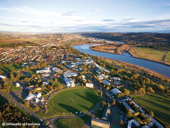 第2天 德文港 到 朗塞斯顿